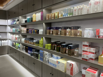 鹽南高新區泉之源美材日用品經營部 您身邊的日用百貨專家